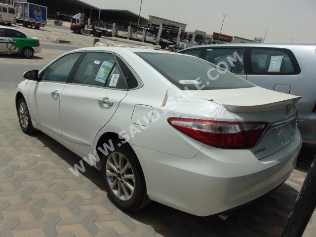 2016 Toyota Camry GLX