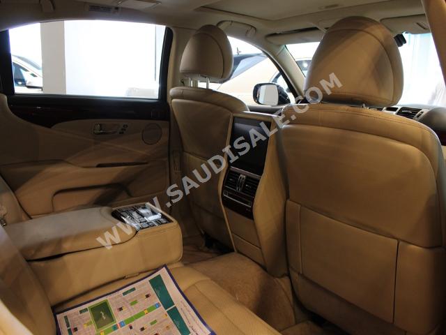 2010 Lexus LS 460 L