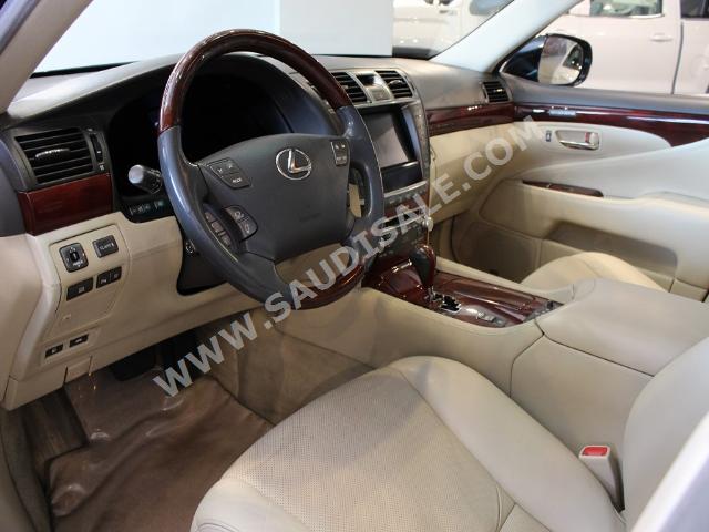 2010 Lexus LS 460 L
