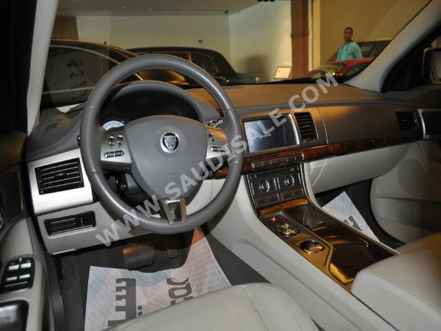2009 Jaguar XF