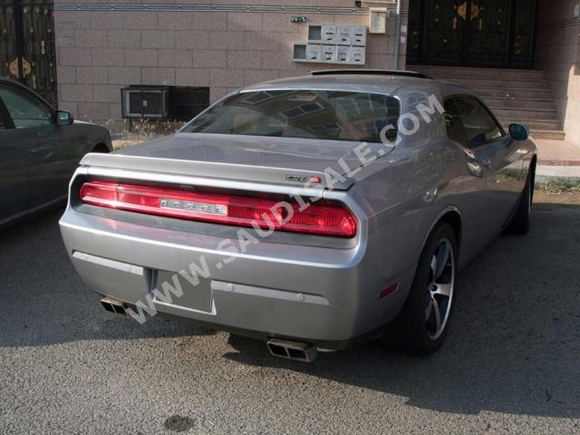 2014 Dodge Challenger SRT8