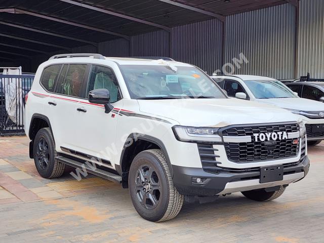 2023 تويوتا لاند كروزر جي ار سبورت
