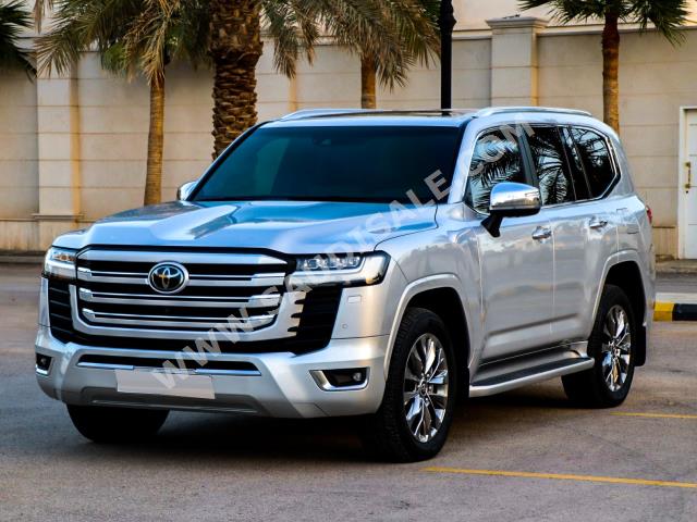 2022 تويوتا لاند كروزر في اكس  اس