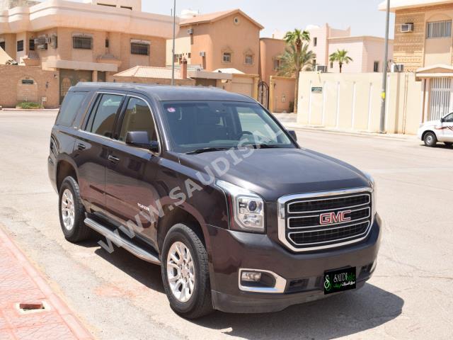 2015 GMC Yukon SLE