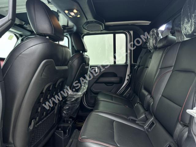 2020 جييب جلادياتور ربيكون