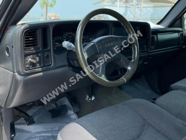 2006 GMC Sierra HD2500