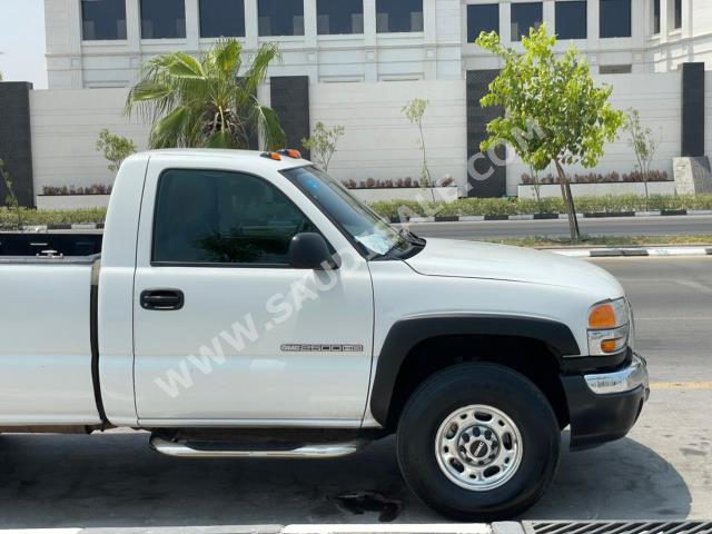 2006 GMC Sierra HD2500
