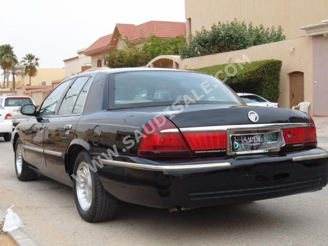 1998 ميركوري جراند ماركيز