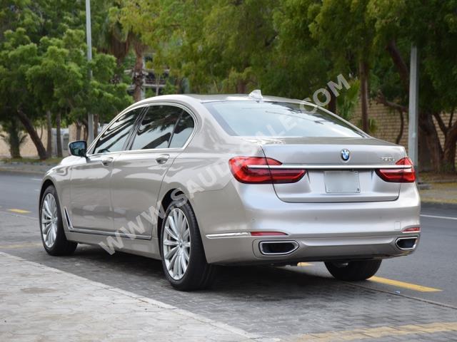 2019 بي ام دبليو الفئة السابعة 730 إل أي