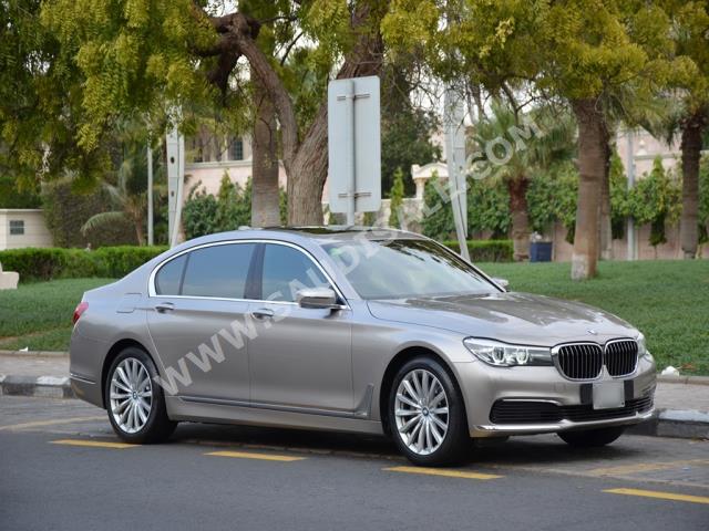 2019 بي ام دبليو الفئة السابعة 730 إل أي