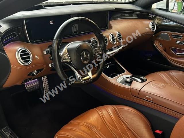 2015 مرسيدس - بنز إس 63 كوبيه