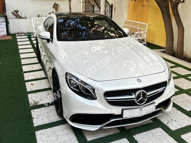 2015 مرسيدس - بنز إس 63 كوبيه