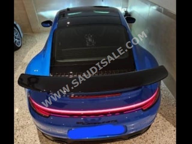 2022 بورش 911 كاريرا 4 جي تي اس