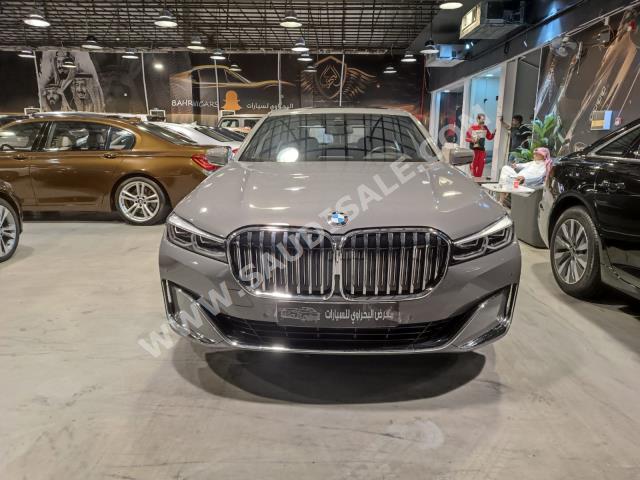 2020 بي ام دبليو الفئة السابعة 730 إل أي