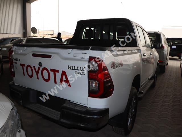 2023 تويوتا هاي لوكس غمارتين