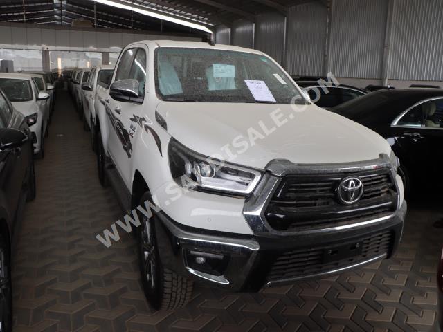 2023 تويوتا هاي لوكس غمارتين