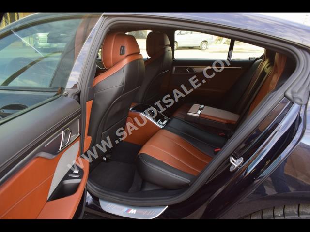 2020 بي ام دبليو الفئة الثامنة 840 إم