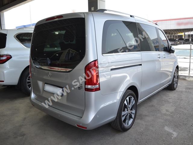 2018 Mercedes-Benz V 250