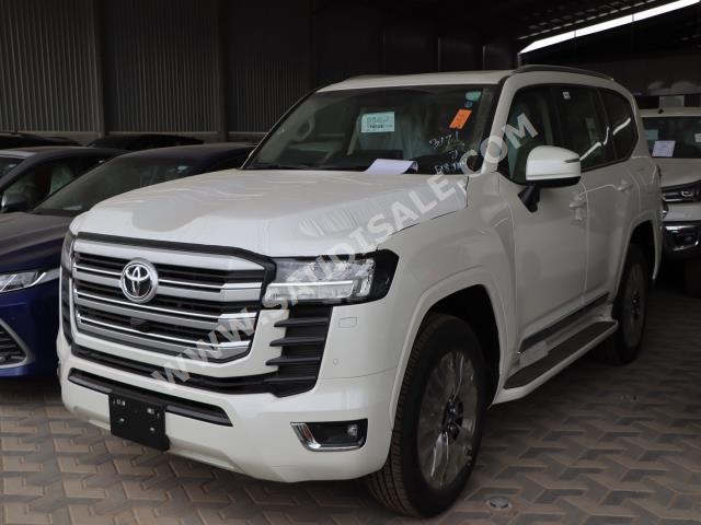 2023 تويوتا لاند كروزر جي اكس ار