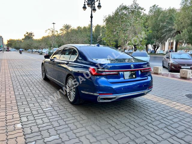 2022 بي ام دبليو الفئة السابعة 730 إل أي