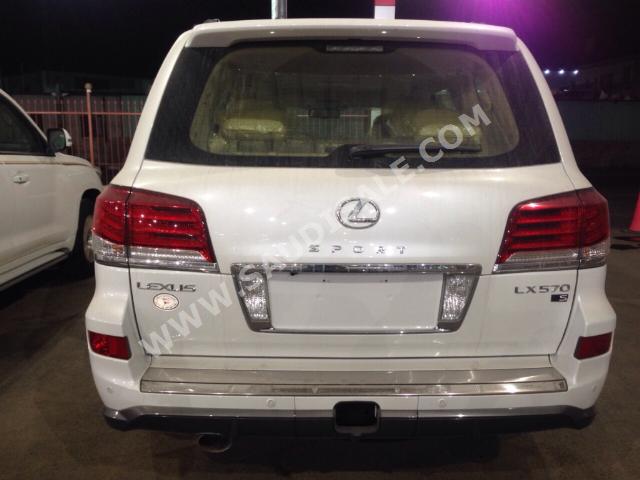 2015 Lexus LX 570 S