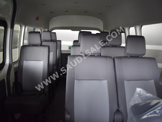 2022 Toyota Hiace