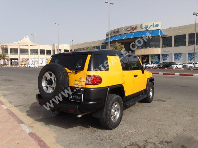 2009 تويوتا اف جي كروزر 2