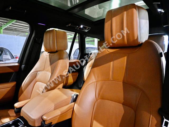 2018 لاند روفر رينج روفر سوبر تشارج