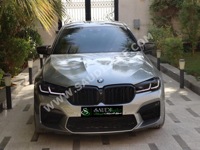 2019 بي ام دبليو الفئة ام إم 5