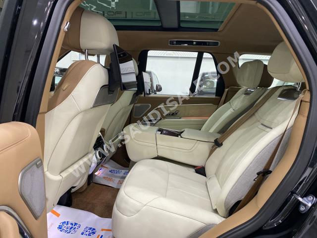 2023 لاند روفر رينج روفر اس في اوتوبيوغرافي