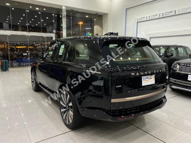 2023 لاند روفر رينج روفر اس في اوتوبيوغرافي