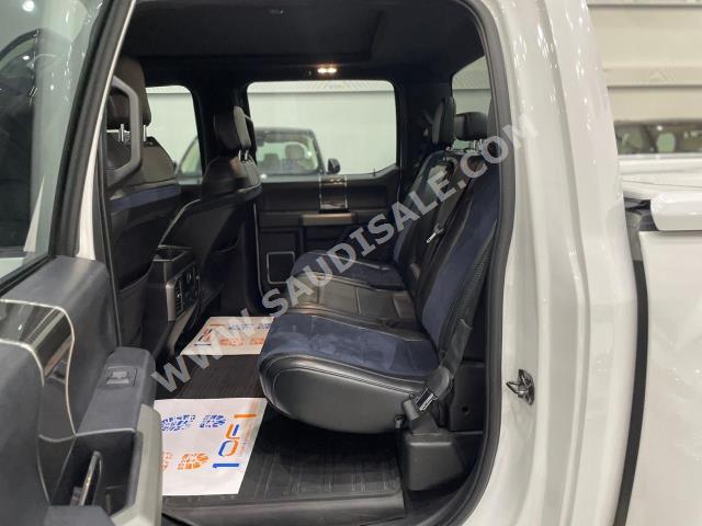 2019 فورد اف 150 رابتور