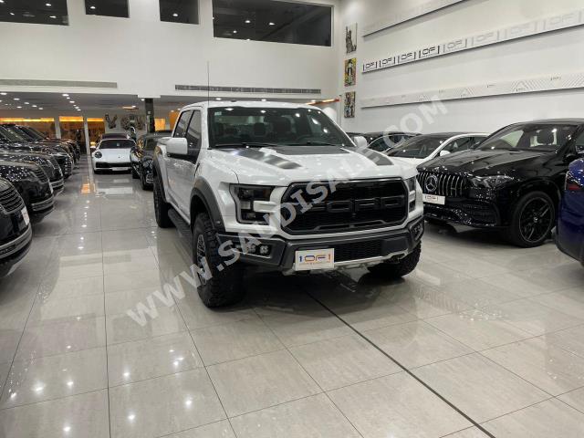 2019 فورد اف 150 رابتور