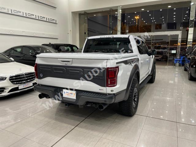 2019 فورد اف 150 رابتور