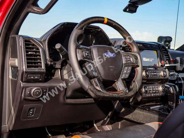 2017 فورد اف 150 رابتور