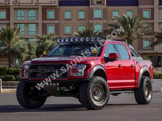2017 فورد اف 150 رابتور