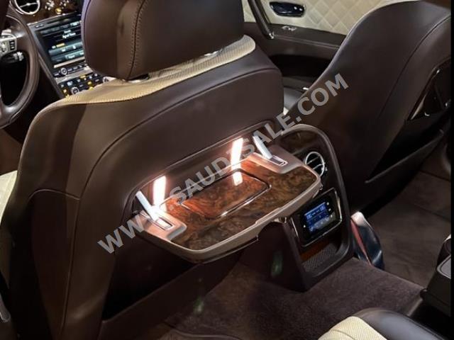 2017 بنتلي كونتيننتل فلاينج سبير