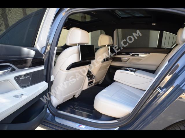 2020 بي ام دبليو الفئة السابعة 730 إل أي