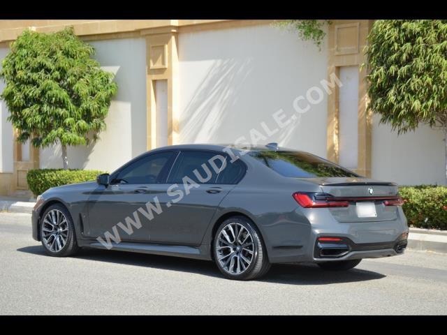 2020 بي ام دبليو الفئة السابعة 730 إل أي