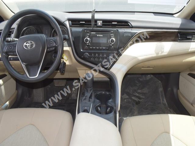 2019 تويوتا كامري جي ال