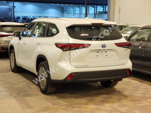 2023 تويوتا هايلاندر