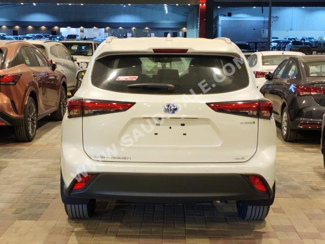 2023 تويوتا هايلاندر