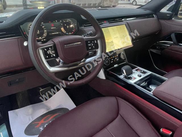 2023 لاند روفر رينج روفر اتش اس اي