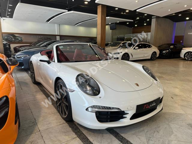 2014 بورش 911 كاريرا