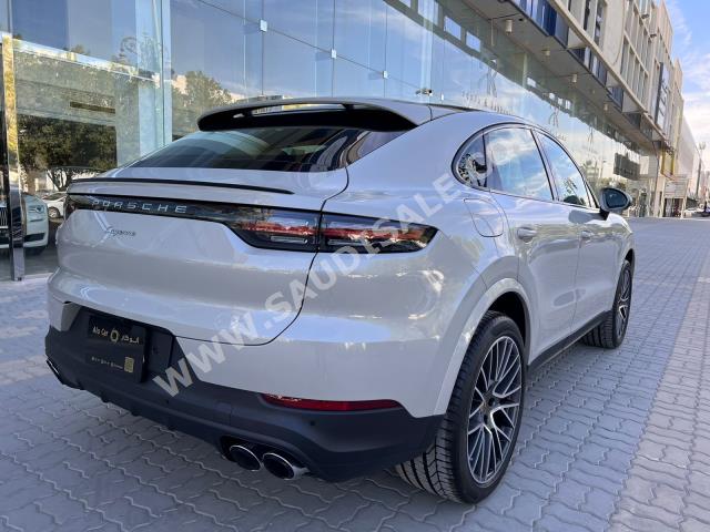 2022 بورش كايين كوبيه