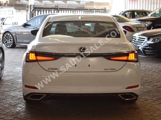 2019 Lexus ES 350 F Sport