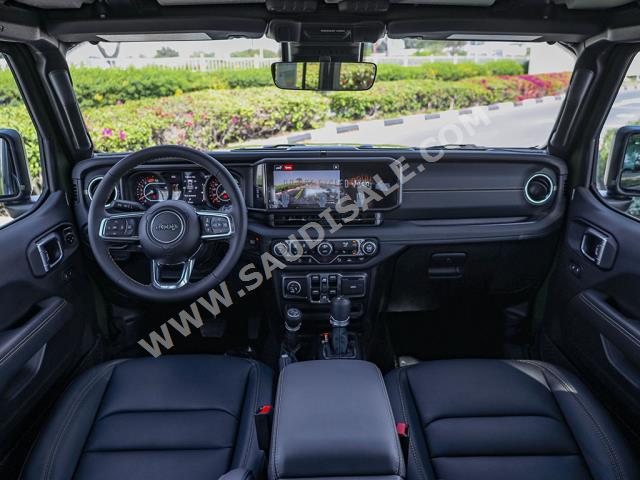 2024 جييب رانجلر صحارى