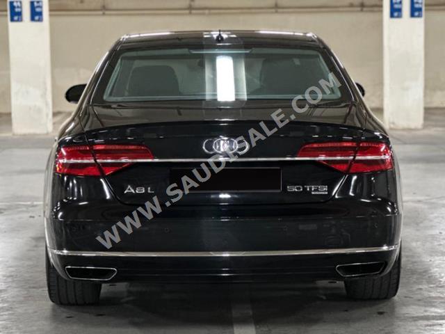 2015 اودي اي 8 ال