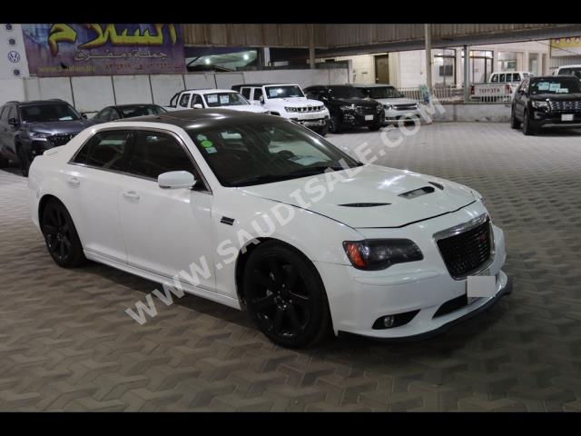 2014 كرايسلر 300 اس ار تي