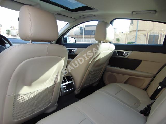 2013 Jaguar XF